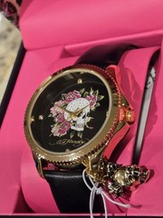 Ed Hardy Women’s Watch Skull Flowers Rhinestone Dial Gold Charm NWT