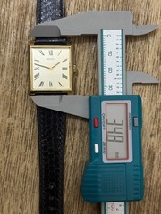 Vintage Seiko 2220-3190 Manual Wind Gold Tone Rectangular Roman Dial Watch