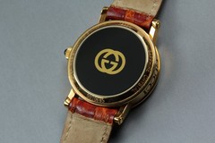 [MINT] GUCCI 7200L 26mm White Roman Dial Quartz Women’s Watch From JAPAN