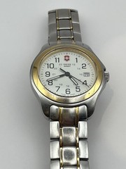 Victorinox Swiss Army Officers Quartz Watch Sapphire Date New 371 Battery