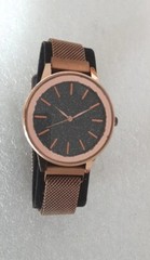 ALE-HOP Ladies Beautiful Quartz Watch With A Adjustable Magnetic Strap