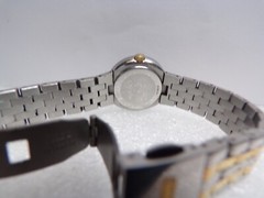 RADO Women’s DIASTAR 153.0344.3 Quartz Watch runs