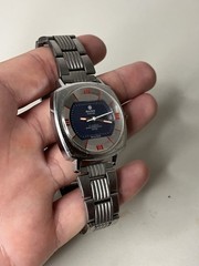 Vintage Basis Hunter Swiss Made 17 Jewels Mens Watch Blue Dial Date Working