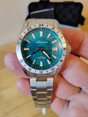 Addiesdive (AD2548) GMT Swiss Quartz Men’s Watch, Blue-Teal Dial, Sapphire, 200m