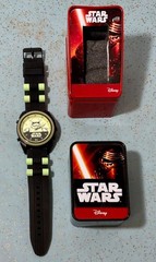 ACCUTIME STAR WARS STROM TROOPER GLOW-IN-THE-DARK MENS/BOYS WATCH w/TIN BOX