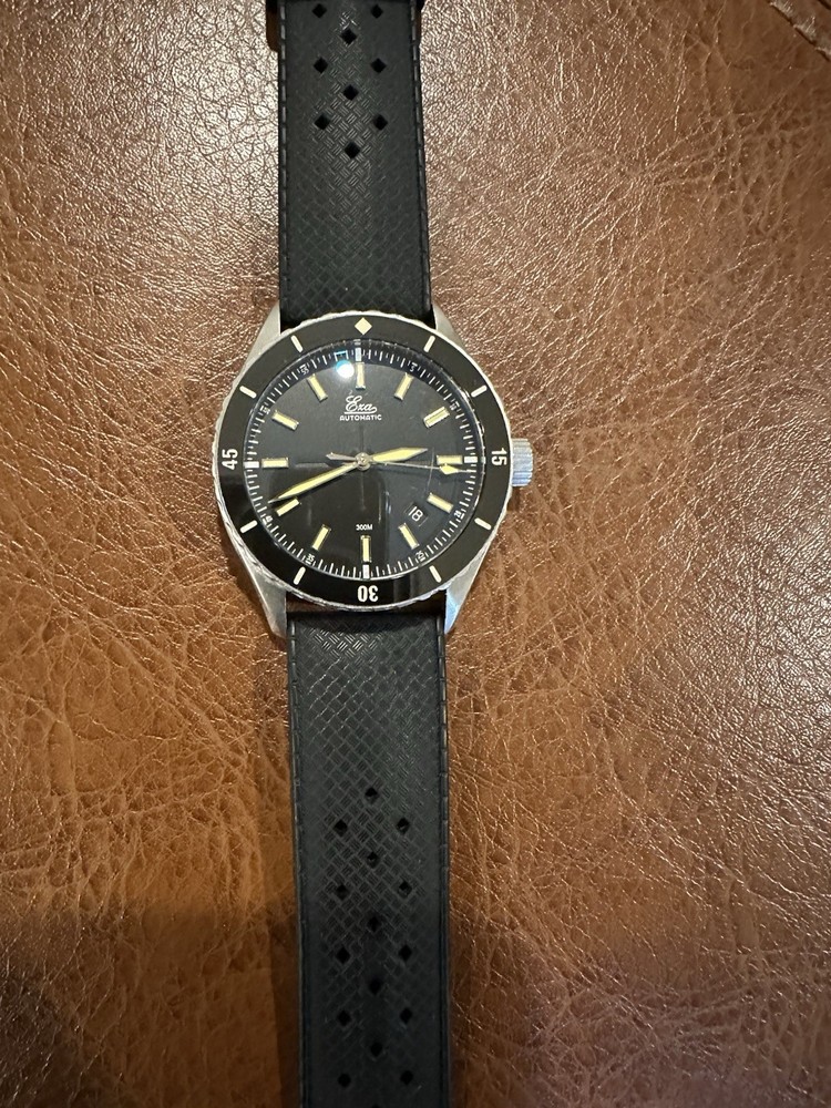 Eza Sealander Automatic 300m Diver 39mm Black Dial, 3 Straps, Box, Papers etc.