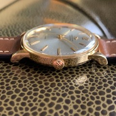 Vintage Movado Kingmatic Chronometre 18K Solid Gold Automatic Wristwatch