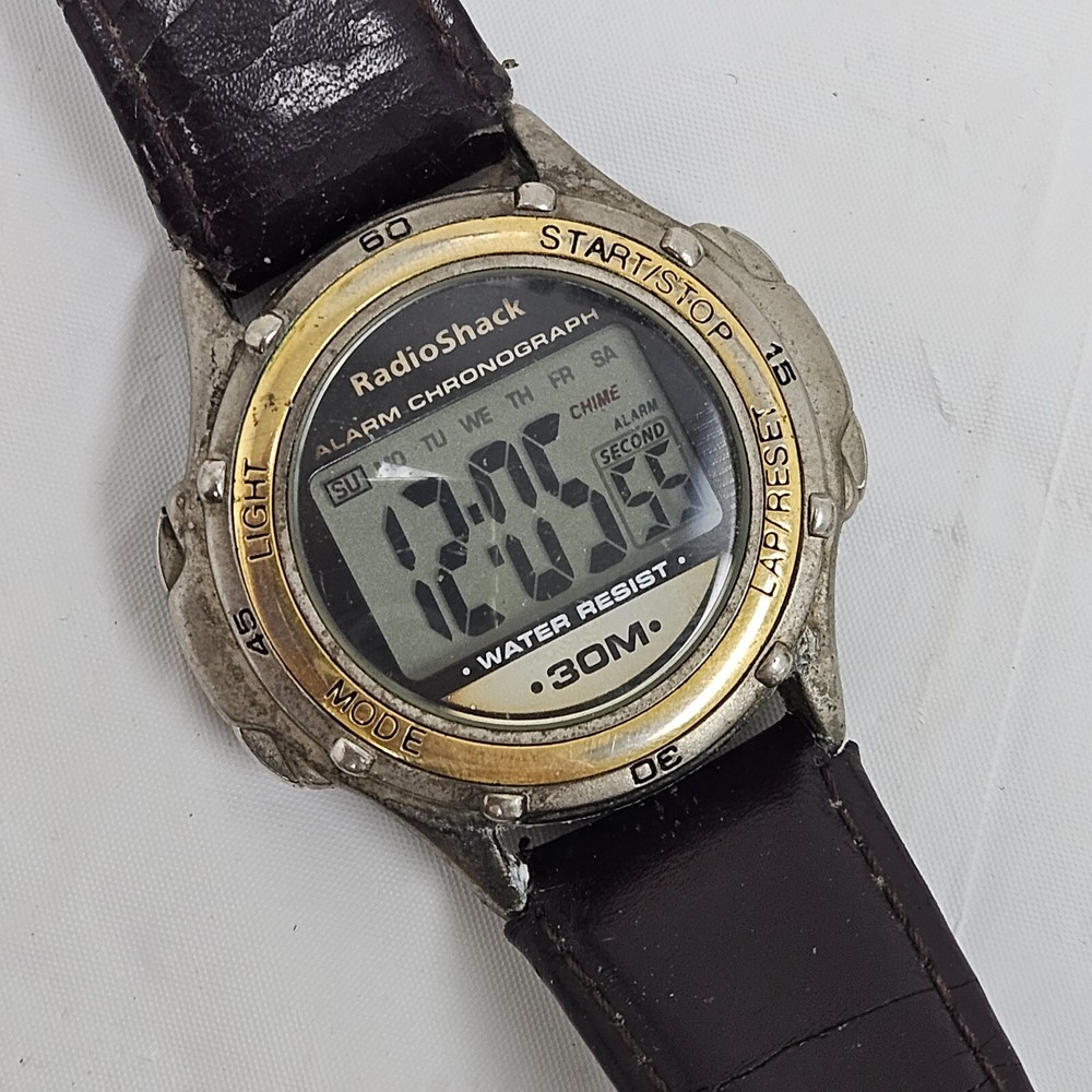 Radio Shack Mens Sport Chronograph Alarm watch LCD Digital Gold Tone Stainless