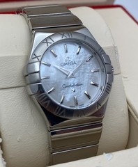 *Box/Papers* Omega Constellation Ladies Quartz Watch 27mm 123.10.27.60.05.002