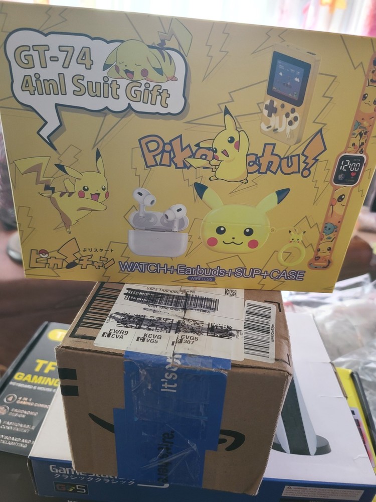 Pokemon Pikachu Digital Wristwatch 4-in-1 Set Cartoon Style Easy Read Kids