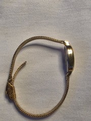 Waltham YW432R Wristwatch Gold Stainless Steel Gold-tone Mesh Bracelet
