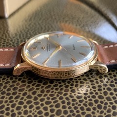 Vintage Movado Kingmatic Chronometre 18K Solid Gold Automatic Wristwatch