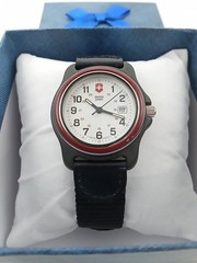 [ MINT ] SWISS ARMY 33mm 330 FT WATER RESIST WATCH WSPA NEW BATTERY WORKS SWISS