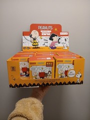 Peanuts Snoopy & Friends Collectible Mystery Watch Blind Box-Box Fun Unconfirmed