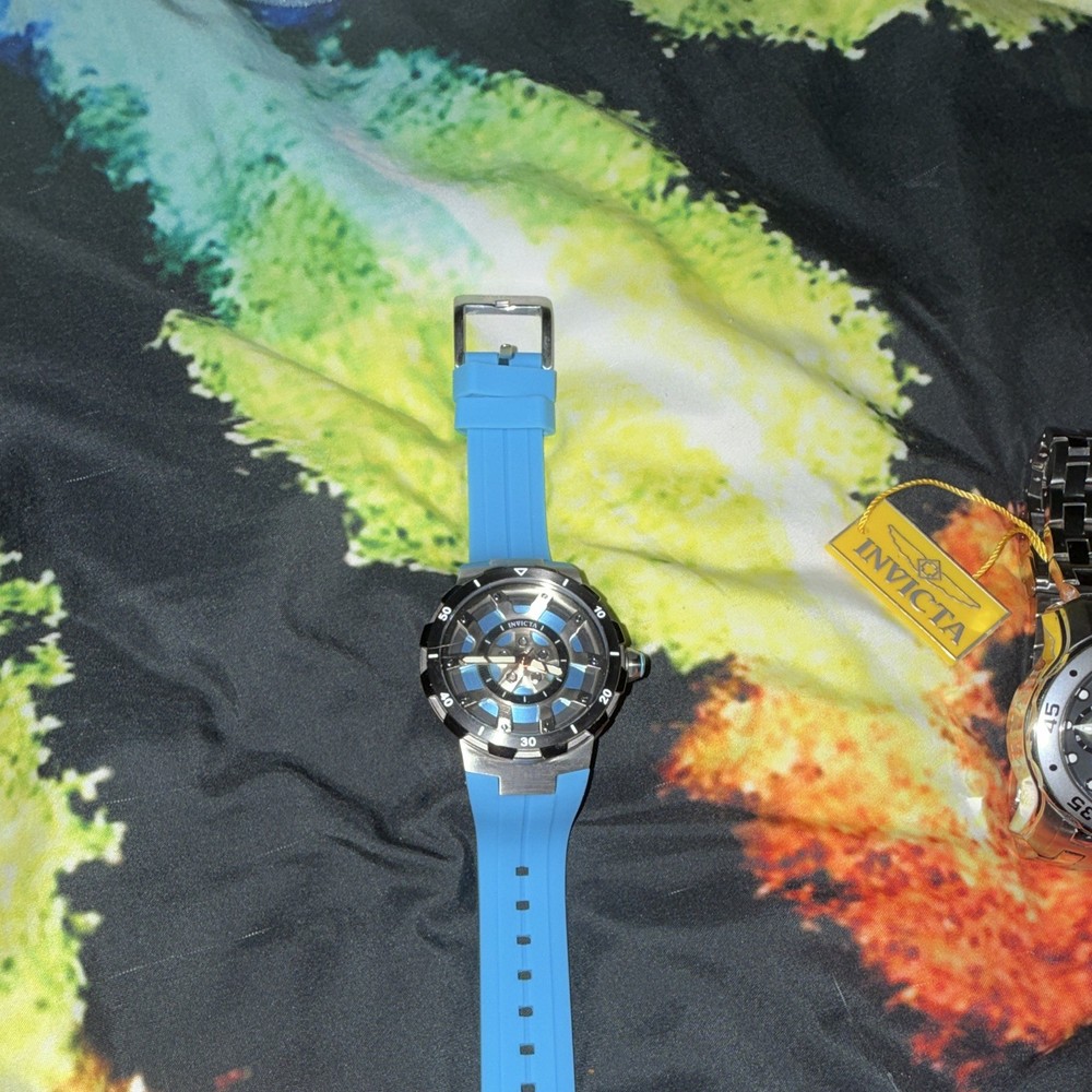 Invicta Men’s Analog Quartz Blue Silicone Strap Date 100m 44-47.9mm Watch