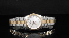 Bulova 98P207 Surveyor Diamond Mother-of-pearl Dial Women’s Classic Watch