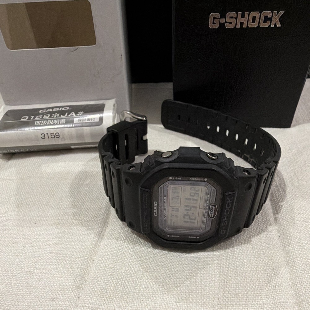 Casio G-Shock DW-5600E-1V Digital Watch Module 3159 Box & Manual Excellent