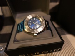 ANDROID MAXJET BLUE HONEYCOMB DIAL WATCH