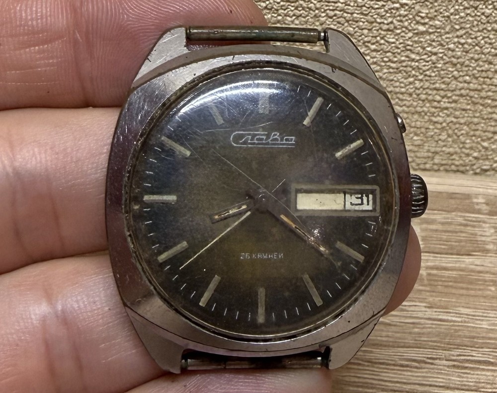 Watch USSR Slava 26 jewels Mechanical Soviet Wristwatch Russian Rare Vintage