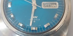 Seiko DX Watch Sunburst Blue Automatic Calendar Model 17 Jewel 6106 – 8439 Runs