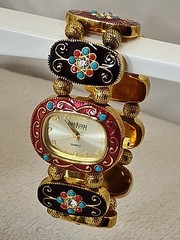 RARE, Vintage Joan Rivers Floral Enameled Stretch Bracelet Watch