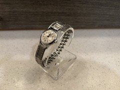 Vintage Benrus 17 Jewel Automatic Ladies Watch Swiss Cal. 21600 Runs Hand Winds
