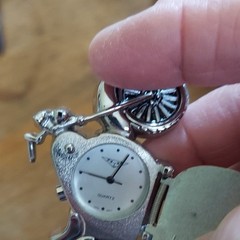 ZZY Quartz Analog Motorcycle Novelty Watch White Dial Black Leather Strap