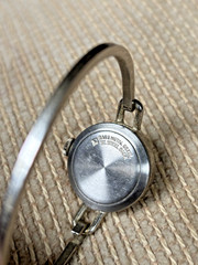 Womens Clinton 17 Silvertone Bangle Bracelet Watch Art Deco Clasp Blue Face