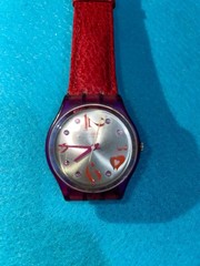 Swatch Watch LOVING TWISTER HEARTS GV120 Valentine’s Day 2009