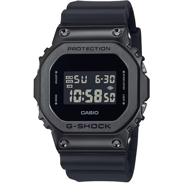 New CASIO G SHOCK GM 5600UB 1JF Metal Covered Black Digital 20 ATM Water Resista