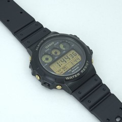 NOS CASIO TGW-10 “TRI GRAPH” WR 10BAR VINTAGE DIGITAL JAPAN 1990