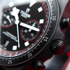 M25827KN-0001