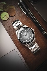 Oceaneva Men’s Deep Marine Explorer 1250M Watch Automatic Swiss Movement Gray