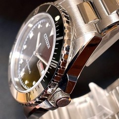 Citizen NH7531-50E Automatic Diver Black Dial Green Bezel Day-Date 42mm Men Box