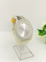 NIXON Time Teller Silver Dial White Rubber Watch New Battery Used Authentic Japa