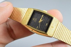 Vintage watch Seiko Galaxy 8Y21-5010 Black Lady Quartz Cushion 21mm