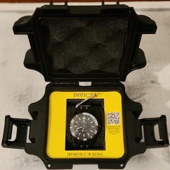 Invicta Subaqua Men’s Quartz 44-47.9mm Black Dial Silicone Strap 100m w/ Box