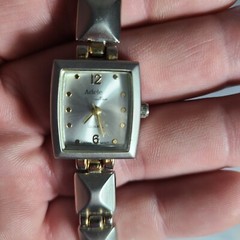 Adele Ultra Quartz Square Watch TESTED & WORKS Japan Movt Fold Over Clasp Band