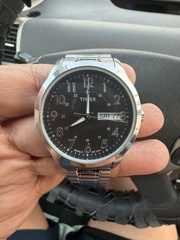 Timex South Street Sport T2M932 Men’s Stainless Steel Expansion Band Watch