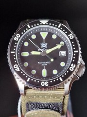 Seiko NH35A Automatic Mechanical 41mm Military Dive Watch by Steeldive