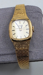 Vintage (5/80) Seiko Quartz Ladies Watch Gold Tone Champagne Dial New Battery