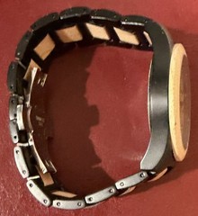“THE CLASSIC” Original Grain & Natural Wood Wrist Watch w/Roman Numerals & Date!
