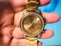 Men’s Watch – Geneva – Gold Face Casing & Band Numerical Second Hand Quartz NEW