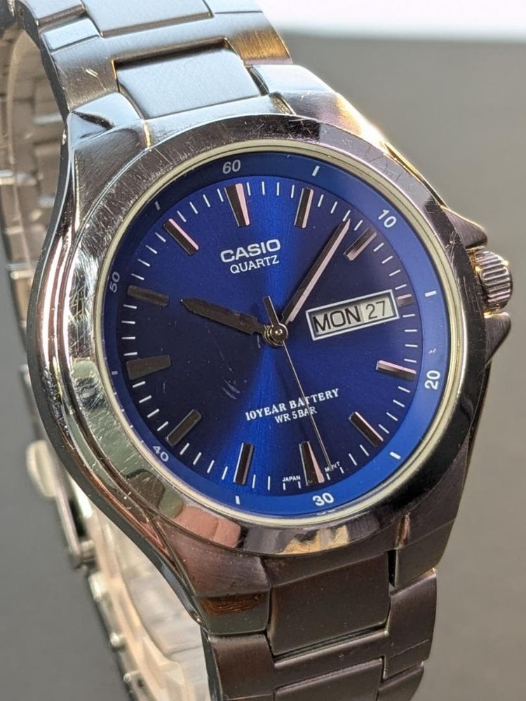Casio MTP-1228DJ Blue Dial Day-Date 10-Year Battery Working Condition