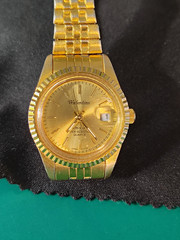 Valentino Quartz 34-35mm Gold Tone Sunburst Dial Date Stretch Bracelet Watch