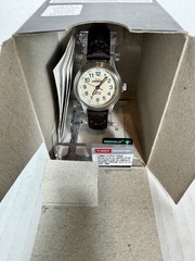 Timex T411819J Women’s Expedition Brown Leather Watch, Indiglo, 50 Meter WR⌚