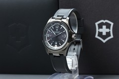 [NEAR MINT] Victorinox Swiss Army Night Vision GMT 241596 Quartz Mens Watch JPN