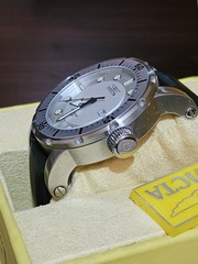 Invicta Men’s Pro Diver Model. No. 5429 – New w/Box And Tag. No Papers