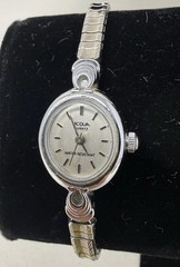 Vintage ACQUA by Timex Ladies Silver Tone Expansion Band Works New Battery