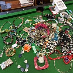 Job Lot Off Junk Jewellery And Watches Spares Repair Unsorted